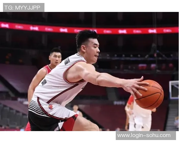 李慕豪：从篮球新星到职业生涯巅峰的奋斗历程与启示